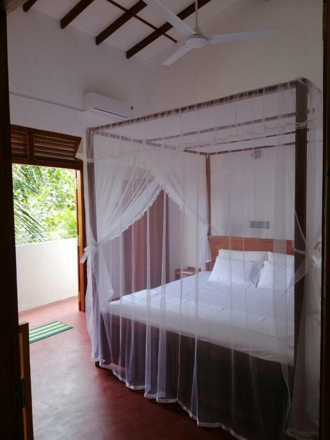 Top Mount Villa Хіккадува Екстер'єр фото