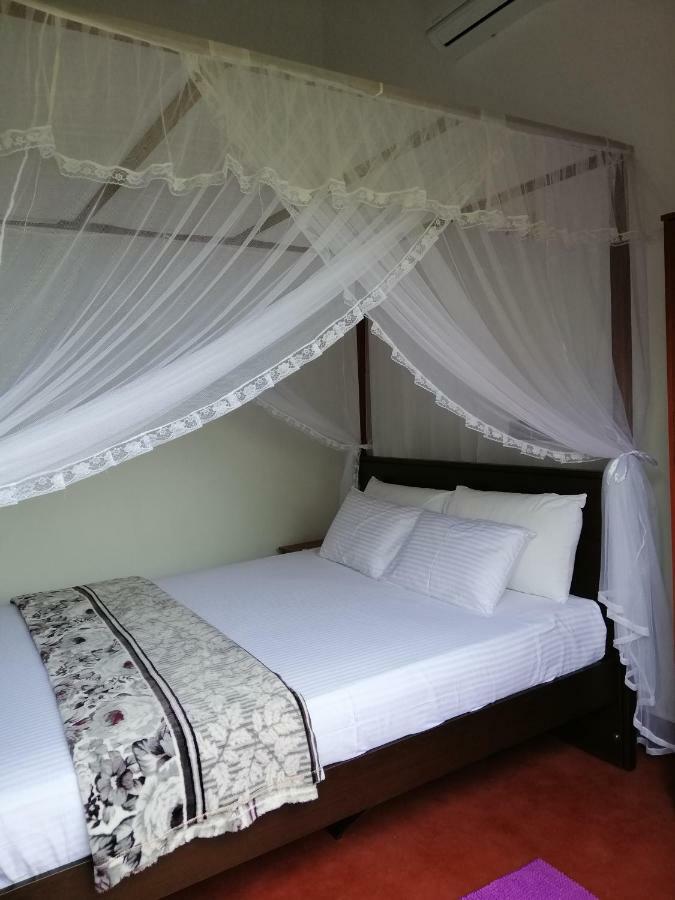 Top Mount Villa Хіккадува Екстер'єр фото